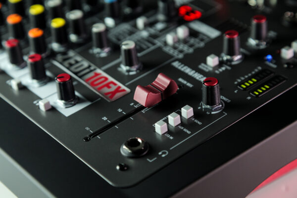 Купить Allen & Heath ZEDi-10FX (283122) - ArtWaY Украина